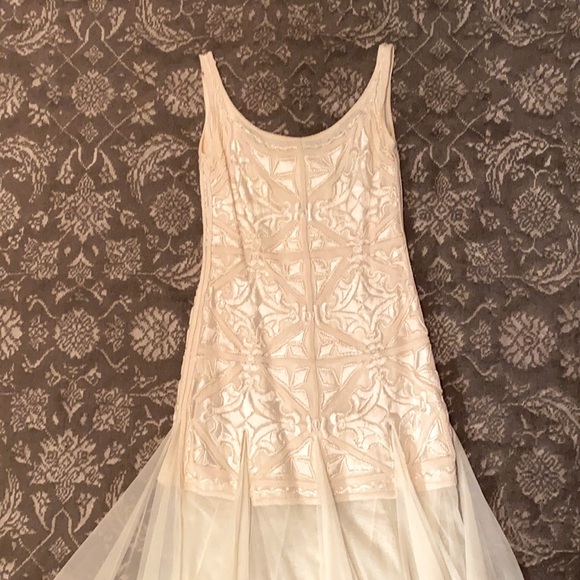 Carmen Marco Valvo elegant gown, one of a kind! - Picture 7 of 14